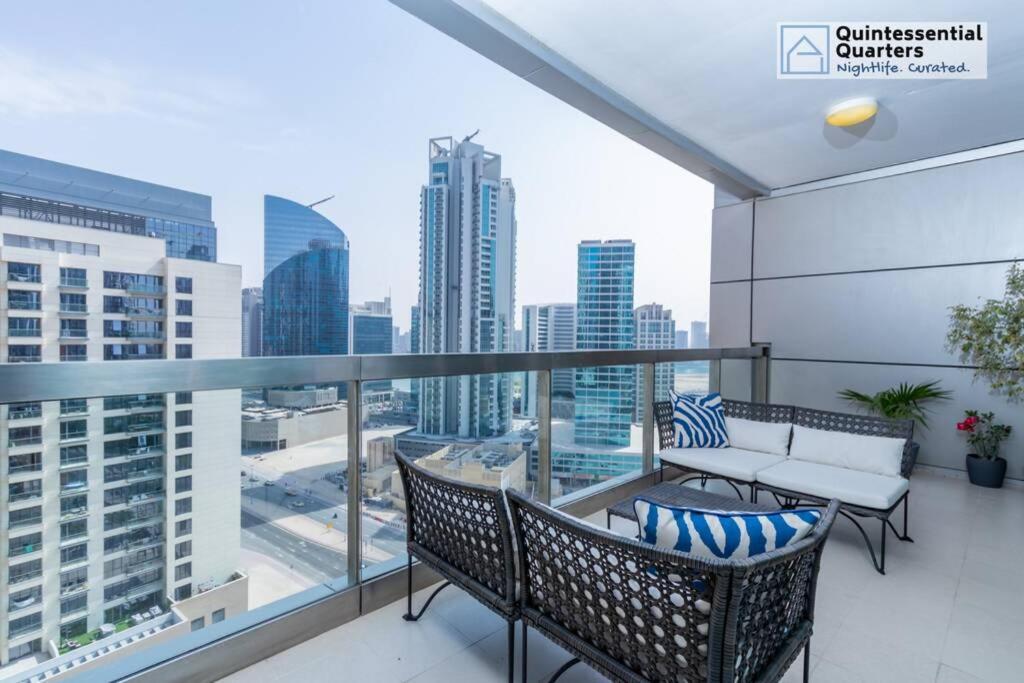 Downtown Cozy Home + Partitioned Living Room Ντουμπάι Εξωτερικό φωτογραφία